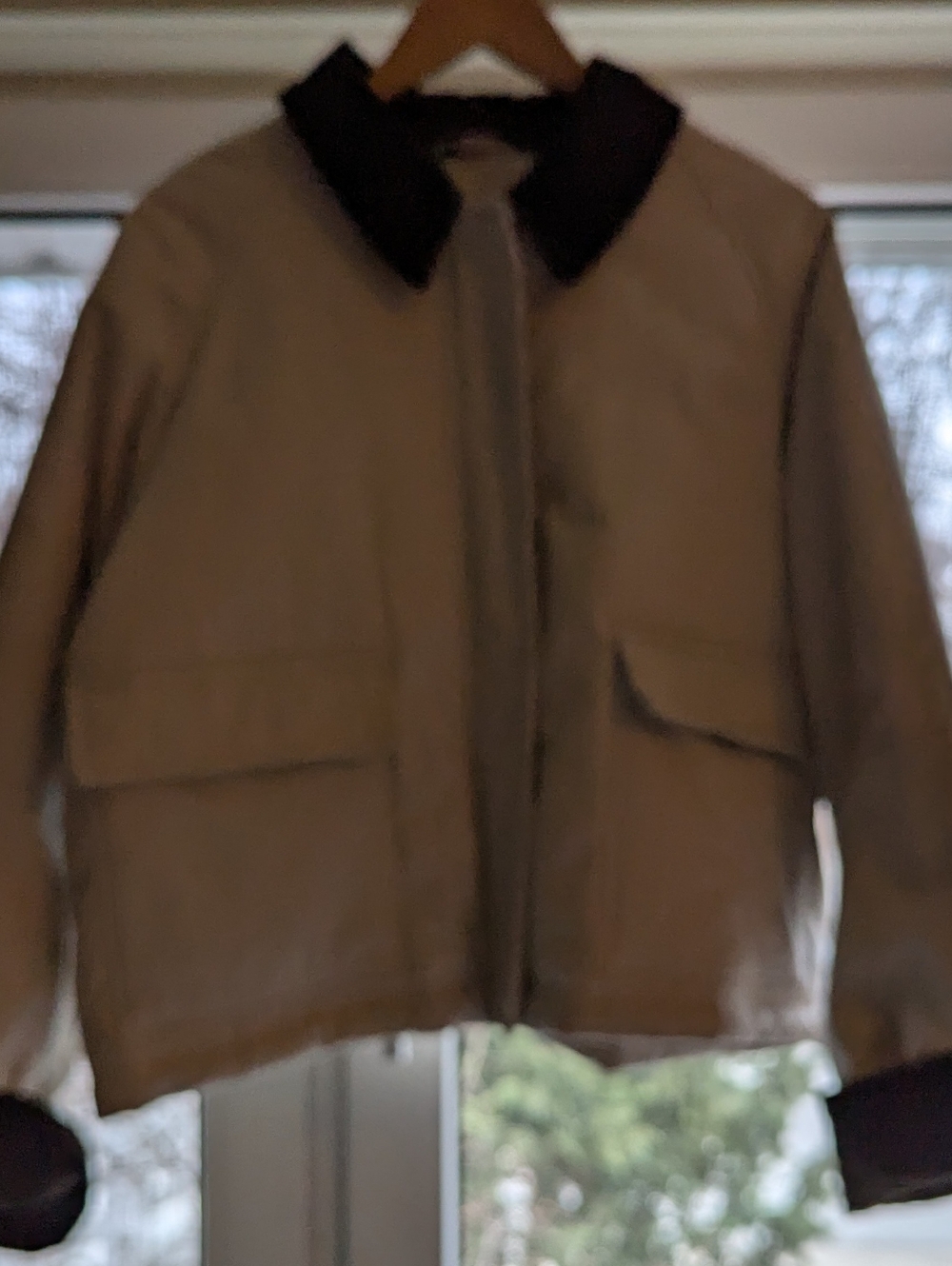 Women’s Beige Jacket with Dark Contrast Collar, RollUp sleeve, Permaloft Filling